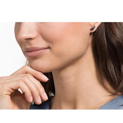 ต่างหูสวารอฟสกี้ New SWAROVSKI Stud Earrings NAUGHTY Light feathers Delicate and elegant Elegant Stud Earrings Womens fine jewelryTH