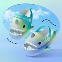 New Design Kids Rainbow Pattern Cute Soft Sole Non-Slip Sandals Summer Beach Garden Shoes Baby Unisex Cartoon Shark Slippers