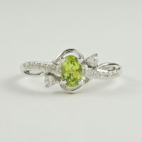 925 Sterling Silver with Natural Gemsone Peridot with White Cubic Zirconia. Ring Size 56 (SR02379PE/W-CZ-56)