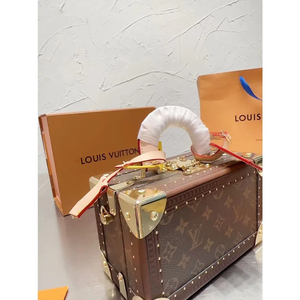 ❄๑ Louis New Valisette Tresor Series Fashion Exquisite Luxury