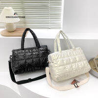 Miss.LAVA【Free Shipping ส่งฟรี】 กระเป๋าผ้าฝ้ายสำหรับผู้หญิงฤดูใบไม้ร่วงและฤดูหนาวปักด้ายใหม่กระเป๋าสะพายข้างคอตตอนอวกาศกระเป๋าผู้หญิงทันสมัยและมันวาวกระเป๋าลำลองผู้หญิง