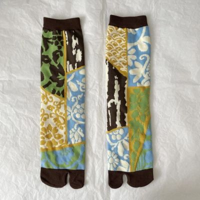 ถุงเท้าลายการ์ตูนผ้าคอตตอนคอมบี้สำหรับผู้หญิง,ถุงเท้าลายการ์ตูนสีสันสดใสทำจากผ้าคอตตอนแบบสองคลื่นสไตล์ฮาราจูกุ