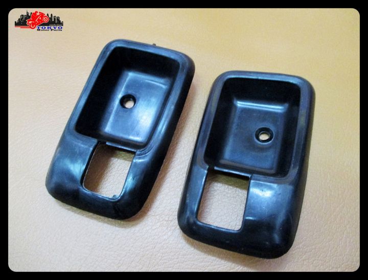 nissan-datsun-120y-b310-door-handle-socket-lh-amp-rh-black-set-pair-เบ้ารองมือเปิดใน-ซ้าย-และ-ขวา-สีดำ-สินค้าคุณภาพดี