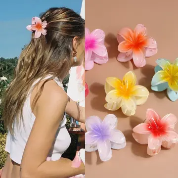 Hawaiian Pua Kenikeni & Spider Lily Hair Clip | HulaFlowers.com