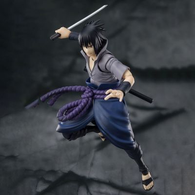 ของเล่นโมเดลตุ๊กตาขยับแขนขาได้อนิเมะนารูโตะ SHF Uchiha Sasuke ขนาด14ซม. ของขวัญสำหรับเพื่อนสร้างสรรค์ตุ๊กตาขยับข้อได้