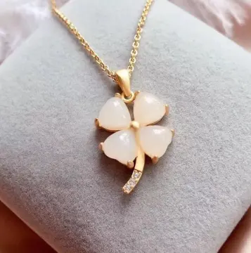 Shop Four Leaf Clover Necklace White with great discounts and prices online  - Oct 2023