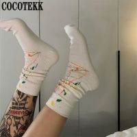 Couple Socks New Fashion Harajuku Street Trend Skateboard Women Socks Summer Solid Color Splash Ink Graffit Hip-Hop Men Socks Socks