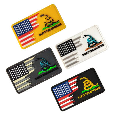 งู Dont Tread On Me American Star Flag Pvc Patches Funny No Step On Snek USA กระเป๋าเป้สะพายหลังทหาร Hook &amp; Loop สติกเกอร์ Applique