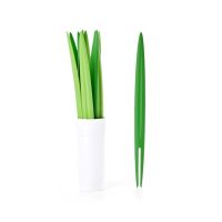 10 pcs Child Dessert Fruit Fork Creative bamboo leaves Kitchen Forks Plastic Toothpicks for Children Mini Forks for Appetizers