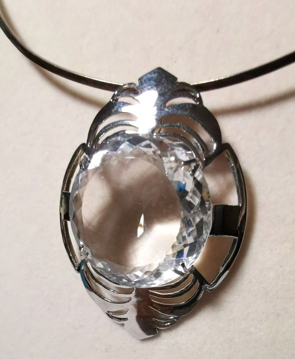 clear-quartz-68-carat-จี้เข็มกลัดเคลียร์ควอตซ์-ควอตซ์ขาวใสบริสุทธิ์-รัตนชาติพลังงานสูง-68-กะรัต-เรือนเงินแท้