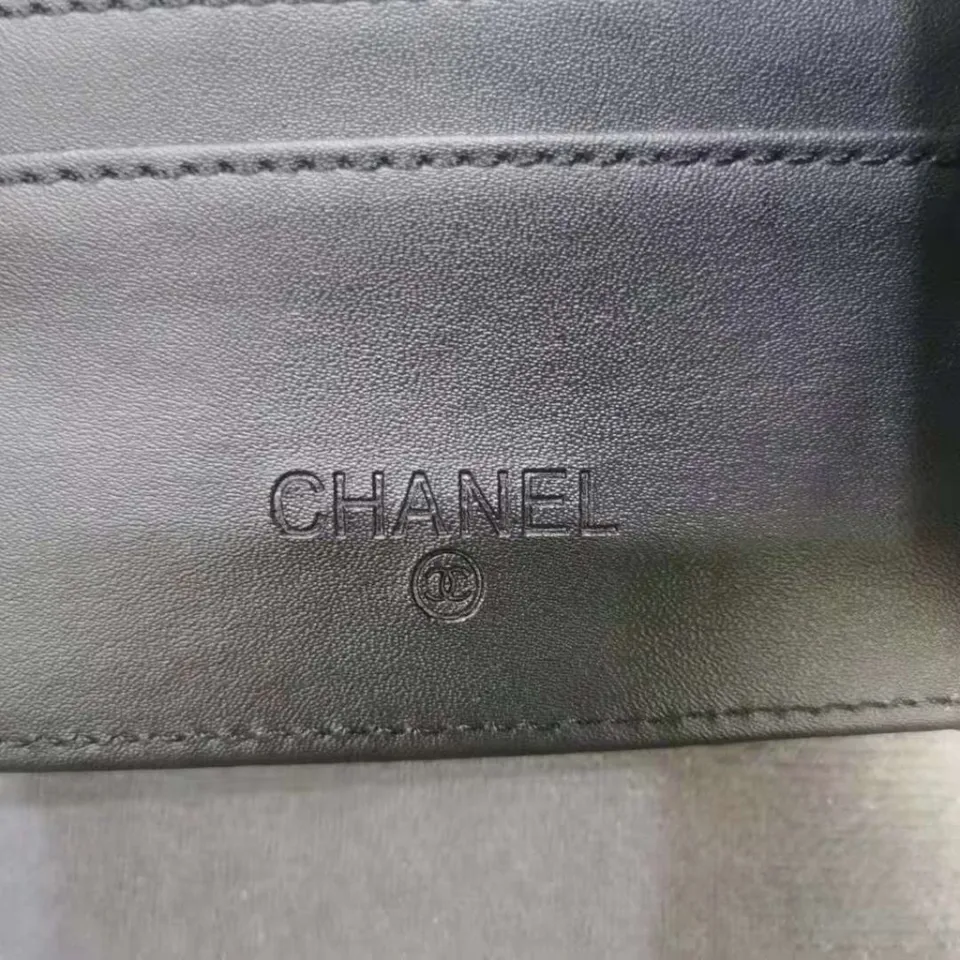 zghww2265hfud1 NOT MALL 6188 CHANEL PASSPORT HOLDER