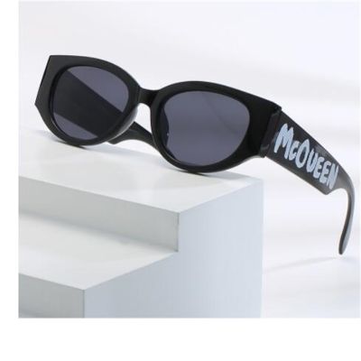 Retro cat eye sunglasses for women Printed lettering wide leg sunshade mirror
