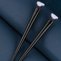 ZLL มัลติฟังก์ชั่คอนซีลเลอร์แต่งหน้าแปรง2 inclined Beauty Brush Make up Tools