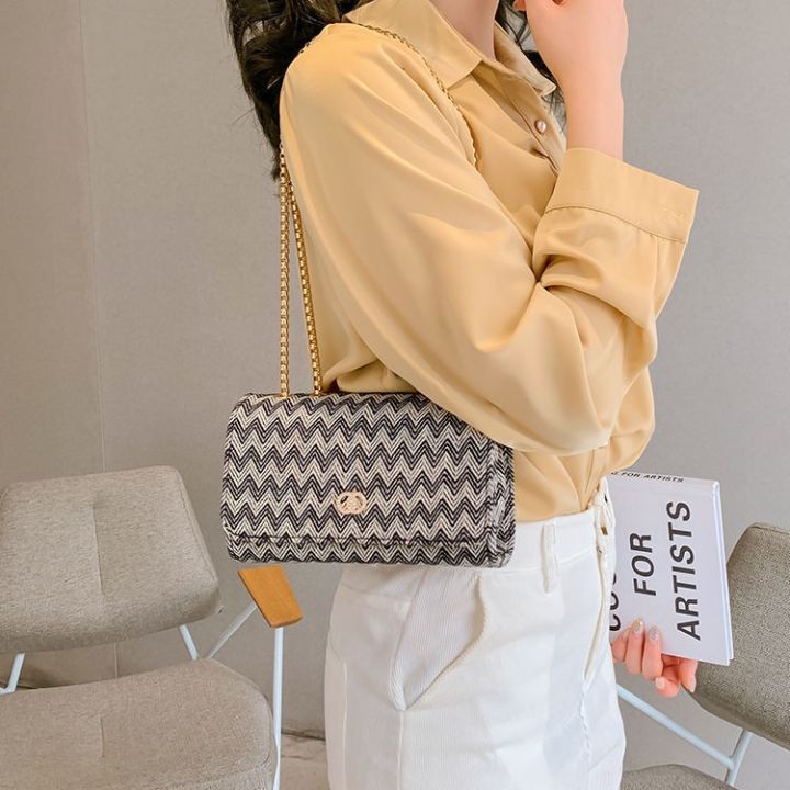 new-bags-for-women-2023-new-versatile-ins-single-shoulder-crossbody-internet-celebrity-style-striped-chain-bag-trendy