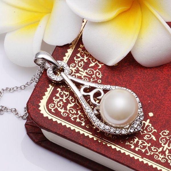 yingruiarno-plating18k-platinum-pearl-necklace