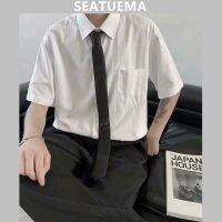 SEATUEMA เสื้อแขนสั้นผู้ชาย,เสื้อสไตล์มหาลัยหล่อเทรนด์สีทึบฤดูใบไม้ผลิ/ฤดูร้อน