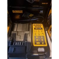 Woww สุดคุ้ม DeWALT แท่นชาร์จแบตเตอรี่ รุ่น DCB107 ชาร์จปกติ Lithium-ion 10.8-18V ราคาโปร สว่าน สว่าน ไร้ สาย สว่าน ไฟฟ้า สว่าน เจาะ ปูน