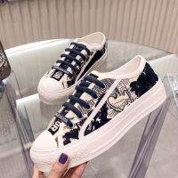 #New WALKNDR SNEAKER Toile de Jouy รองเท้าผ้าใบลําลอง ผ้าฝ้าย ปักลาย ไม่มีกล่อง