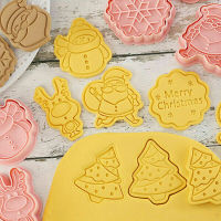 3D Biscuit Molds Christmas Cookie Cutters DIY Baking Tools 3D Biscuit Molds Cartoon Biscuit Moulds ABS Plastic Baking Moulds Cookie Decorating Tools Christmas Biscuit Decorations Christmas Baking Supplies Festive Cookie Cutters Holiday Baking Tools