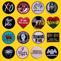 hot【DT】 Band Metal Pin Music Album Brooch Punk Badge Send Medal Jewelry