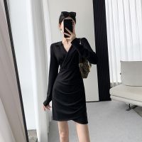 【HOT】 ins black dress female 2023 autumn new suit collar waist slimming temperament Hepburn style little