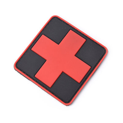Hiking fun💕 การอยู่รอดกลางแจ้ง First Aid PVC Red Cross HOOK LOOP Fastener Badge Patch 6 × 6cm