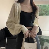 original Uniqlo New Fashion Summer small vest short hollow out sun protection clothing cardigan women thin section shawl with long sleeve knitted blouse small coat