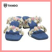 TANGO รองเท้าแฟชั่นสตรีรุ่น AMELIA รองเท้าผู้หญิง ผ้ายืนส์ Denim หนังแท้ ดอกไม้ รองเท้าแตะส้นสูง 2.5 นิ้ว