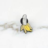 Funny Cartoon with Banana Shape Ins Tide Personalized Badge Pins Decorative Cowboy Halloween Badge Party Decor Gift for Kid Fashion Brooches Pins