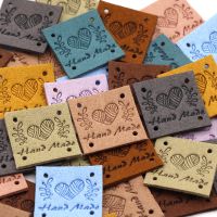 20pcs Hand Made Heart Labels Leather Tags for Clothing Colorful Handmade Label for Clothes Hats Jeans Sewing Accessories Labels