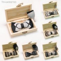 ❂ Wedding Bow Tie for Men handmade feather bow tie black white Pre-tied bowtie brooch wooden box Set for Party birthday Gift