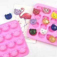 【lz】❍✈▪  Cute Piggy Family Silicone Mold Animal Chocolate Fudge Doces Geléia Ice Making Mold DIY Cake Decor Baking Set Presentes 16 Cavidade