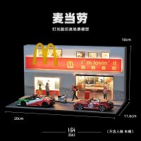 Diorama ไฟ LED 1/64โมเดลอู่รถยนต์จอดรถปริมาณมากในเมืองถนนอาคารร้าน711ฉากหลังของเล่นโมเดลแสดงฉาก