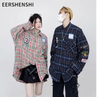 EERSHENSHI เสื้อเชิ้ตลายสก๊อตปักดีไซน์ยูนิเซ็กซ์ทรงหลวมและลำลองเสื้อเชิ้ตลำลองบางๆที่สามารถสวมใส่ด้านนอกได้