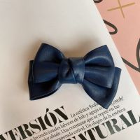 New PU Leather Bow Hair Clips Vintage Solid Color Hairpins Women Girls Bowknot Barrettes Headwear Fashion Korea Hair Accessories