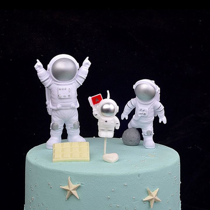 space-astronaut-candle-birthday-party-cake-decoration-boy-girls-spaceship-cartoon-candles-cake-topper-home-decor