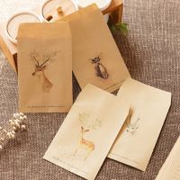 20 Pcs Deer Painted Paper Kraft Bitty Candy Packing Bags Envelopes Chinese Traditional Painting Christmas Party Favor Gift Bag