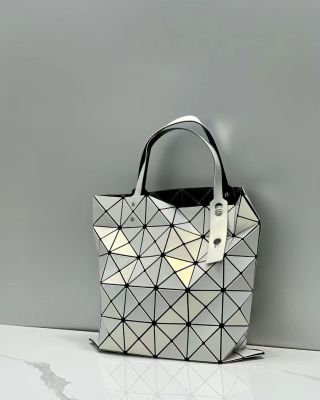 ของแท้ 100% ISSEY MIYAKE Fritillary bucket Bag 6 grid womens handbag Geometric lattice shopping bag brand leisure bag Tote Bag 34CM