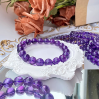 หินอเมทิสต์ กำไลม่วง หินสีม่วง สร้อยข้อมือหินแท้ Amethyst Agate Bracelet Gemstones Beaded Stretch Bracelet for Women Healing Crystal Stone Bracelets Round Beads Semi-Precious Stretch Bracelet Set Women Men Girl Birthday Gift