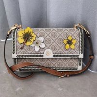 2023 new Tory Burch Latest T Monogram Hand woven fine leather floral shoulder bag Crossbody bag