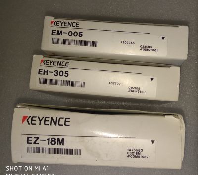 NEW KEYENCE   EZ-18M   EM-005 EH-305 Proximity Sensor   พร็อกซิมิตี้เซนเซอร์  .  (ใหม่เหลือจากงาน )