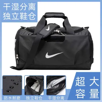 Reebok gym bag hot sale with shoe compartment