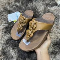 Fitflop รองเท้าแตะผู้หญิง [ สีดำ/น้ำตาล/เงิน ] size: 36-40 กุหลาบ