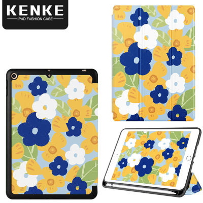 KENKE เคสไอแพด การ์ตูนน่ารัก Simple Chrysanthemum TPU ซิลิโคนนุ่มเคสสำหรับ iPad Pro 11 2020 Pro 12.9 2021 iPad mini 5 iPad Pro 10.5 Air 3 2019 air 4 iPad 10.2 7th 8th 9th gen 5th 6th 2017 2018 พร้อมช่องใส่ดินสอพร้อม Sleep Wake-up ฟังก์ชั่นป้องกันการหล่น