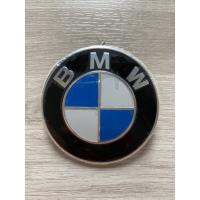 โลโก้ BMW ขนาด 7.4 cm. มีขาด้านหลัง ราคาต่อชิ้น