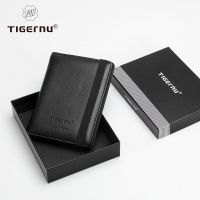 Tigernu Genuine Leather Passport Cover Business RFID Anti theft Men Card &amp; ID Holder Wallets For Men Mini Money Bags Male Purses Card Holders