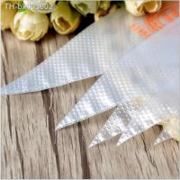 ● 100PCS/Lot Icing Nozzle Fondant Cake Decorating Pastry Tips Tools Food Grade Plastic Disposable Piping Bag Pastry Bag