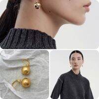 พร้อมส่ง!! ชนชอป ต่างหู18k ปั้มชื่อแบรนด์ในตัว Gold ball earring สีทองหรูหรามาก