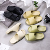 Fashionable Summer Mens Slippers New Womens Home Slippers Indoor Breathable Couple Slippers Outdoor Leisure Flip Flops Yeezy2023