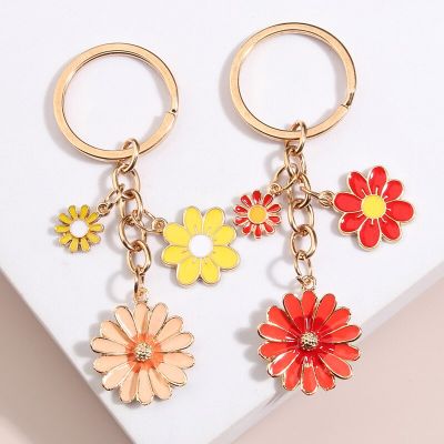 Cute Enamel Keychain Sunflower Key Ring Chrysanthemum Key Chains Souvenir Gifts For Women Girls Handbag Accessorie DIY Jewelry Key Chains